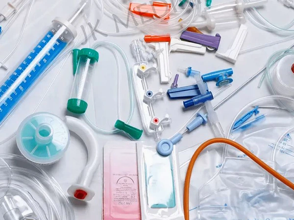 Plastik apa yang digunakan dalam suntikan?