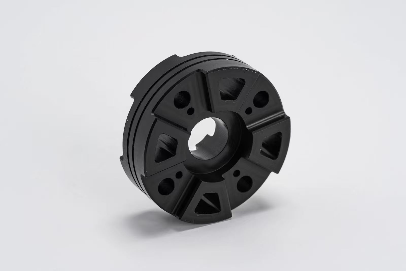 Apakah Delrin (POM-H) dan apakah sifat materialnya?